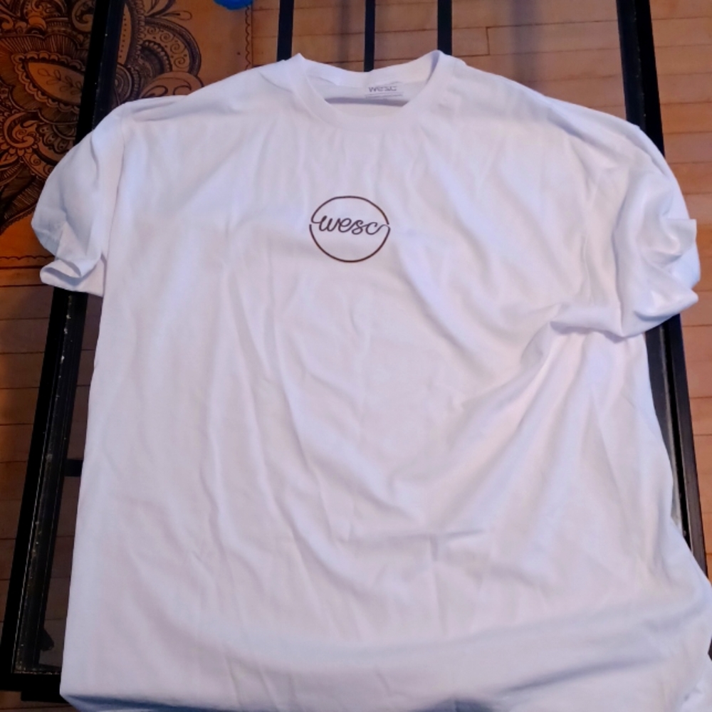 Xl weso t shirt